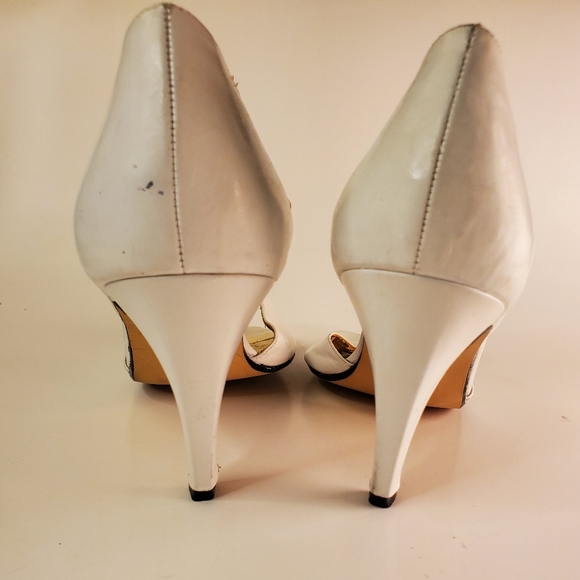 Vintage Glam 70s Open Toed Heels with Angular Strap - Picture 14 of 15